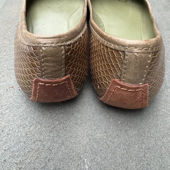 Tory Burch Womens Flat Shoes Olive Green Snake Skin Ballet Flats SIZE 8.5M - Picture 4 of 10
